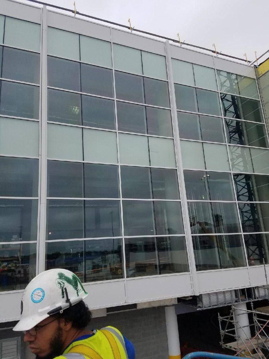 Curtain wall glazing